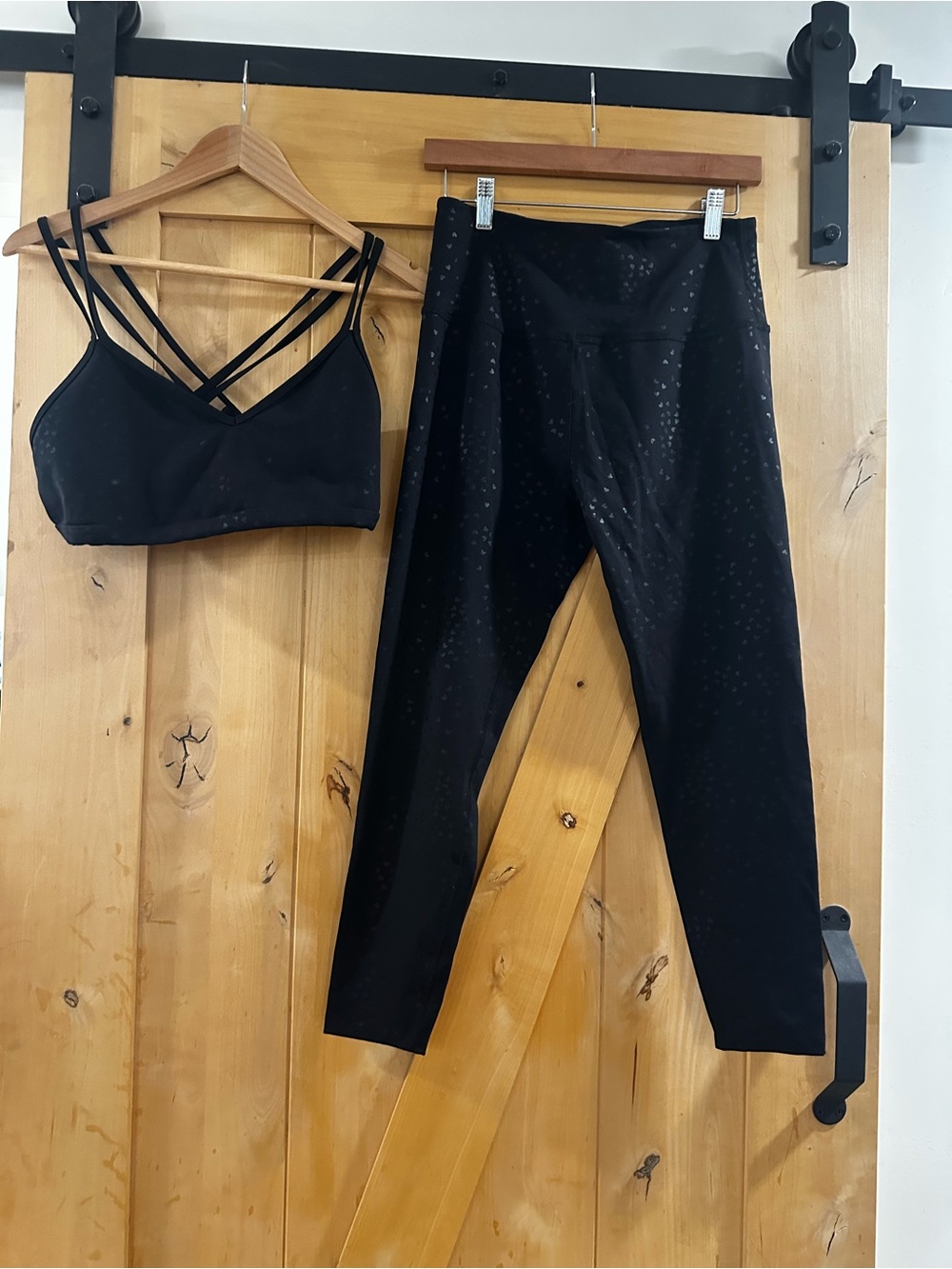 Beyond yoga Women's Black Active set sports bra and leggings with hearts